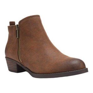 Carlos by Carlos Santana Brown Brie Ankle Booties